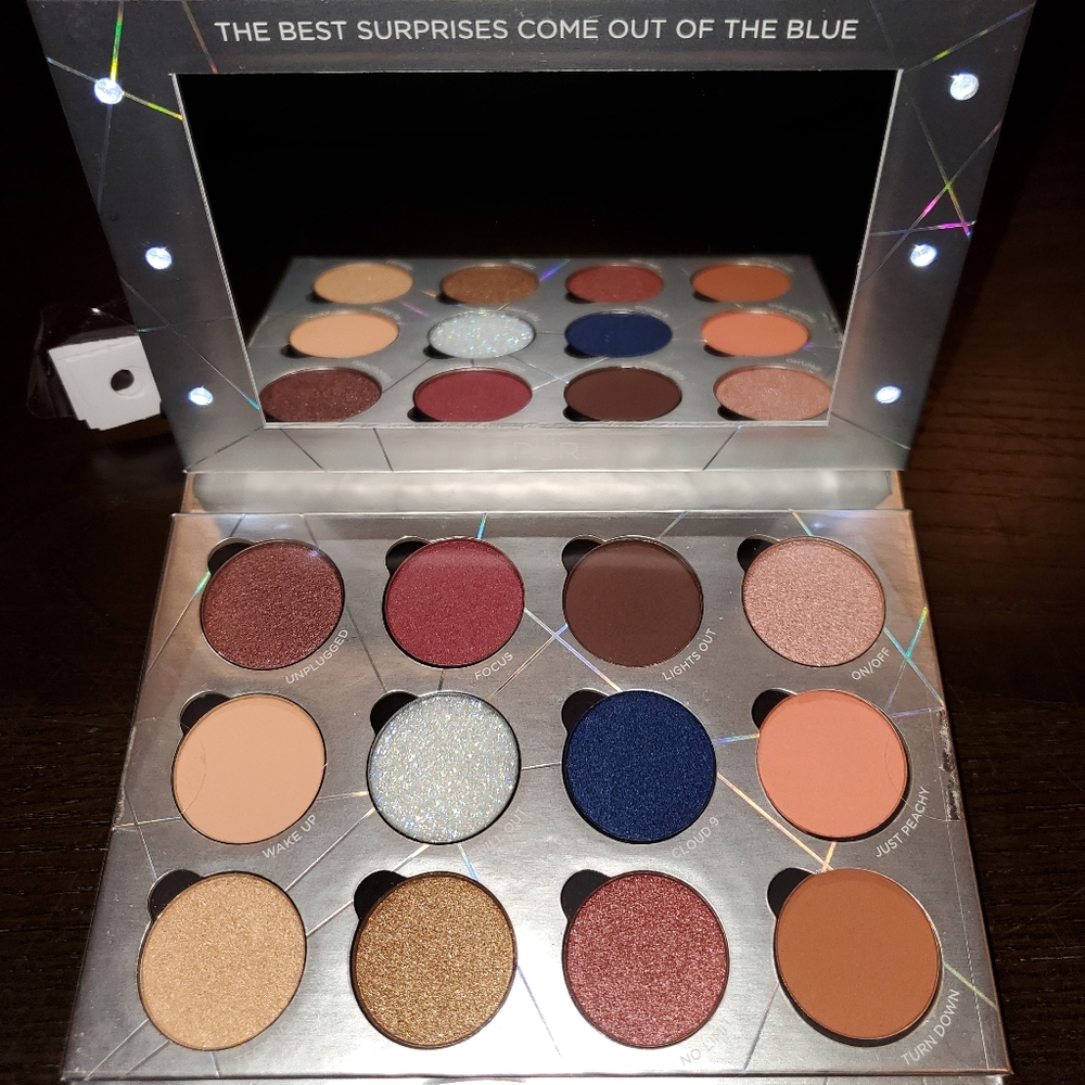 PÜR OUT OF THE Blue